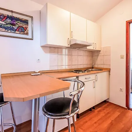 Feriehus Deleut-4 By Interhome